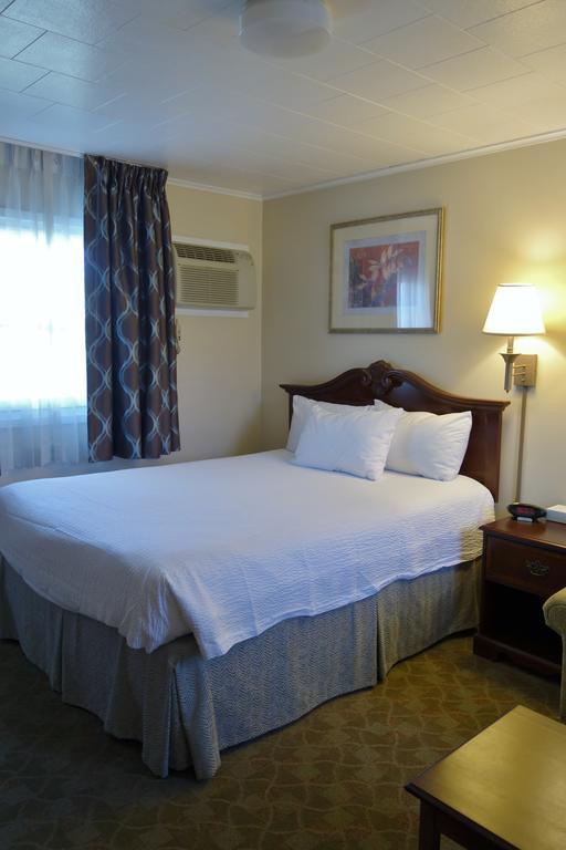 Monument Mountain Motel Great Barrington Chambre photo